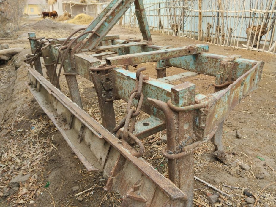 Chizzil sotiladi Yangiariqda