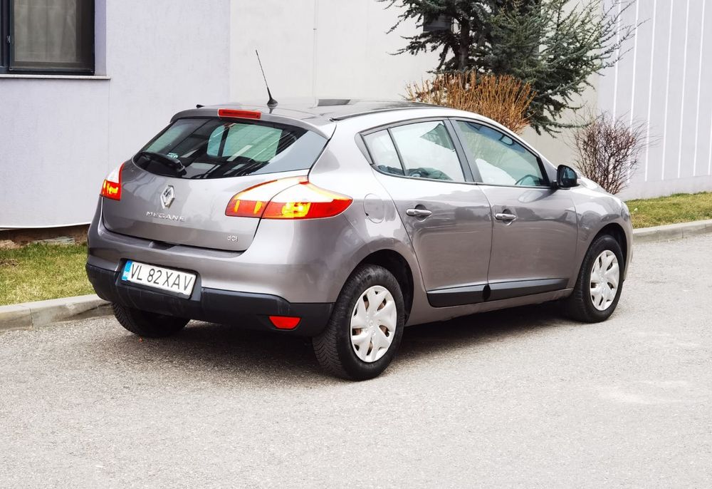 Megane 3 diesel 2011 Expression AC Ceasuri Digitale Euro5