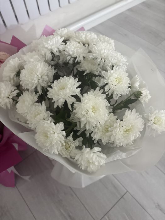 Әдемі букет гүл. Арзан бағаға  әр букет 5000 тг