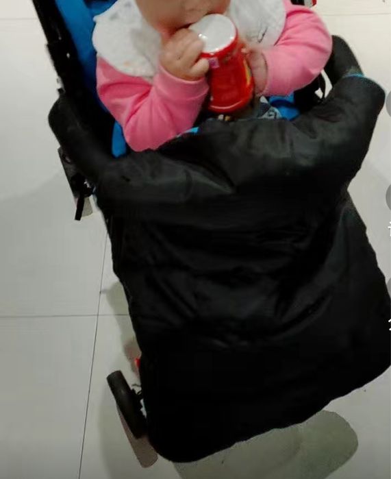 Продам накилку для ног на коляску