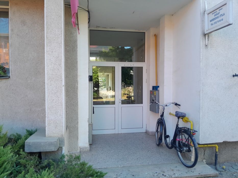 Apartament decomandat 3 camere Vladimirescu