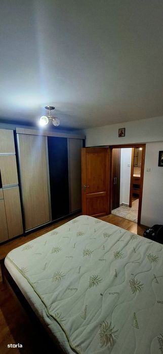 2 camere Tudor , Decomandat / Centrală , mobilat / utilat / PARCARE