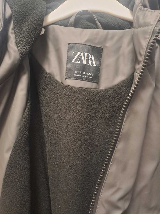 Jacheta antivant/ploaie baieti Zara 9-10 ani 140 cm