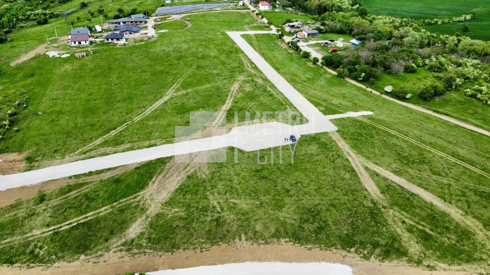 Парцел в София, област-с.Хераково площ 675 цена 64125