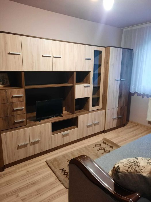 Inchiriez Garsoniera Zona Rogerius