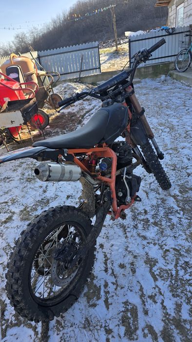 Vând cross KXD 150 cm