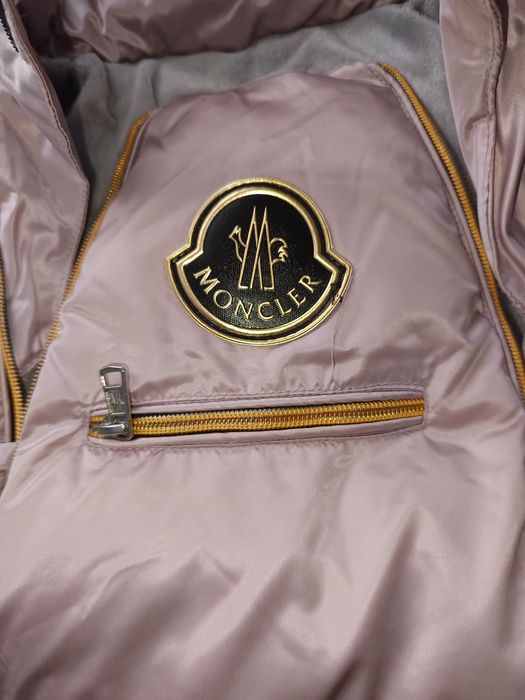 Зимний комбинезон Moncler