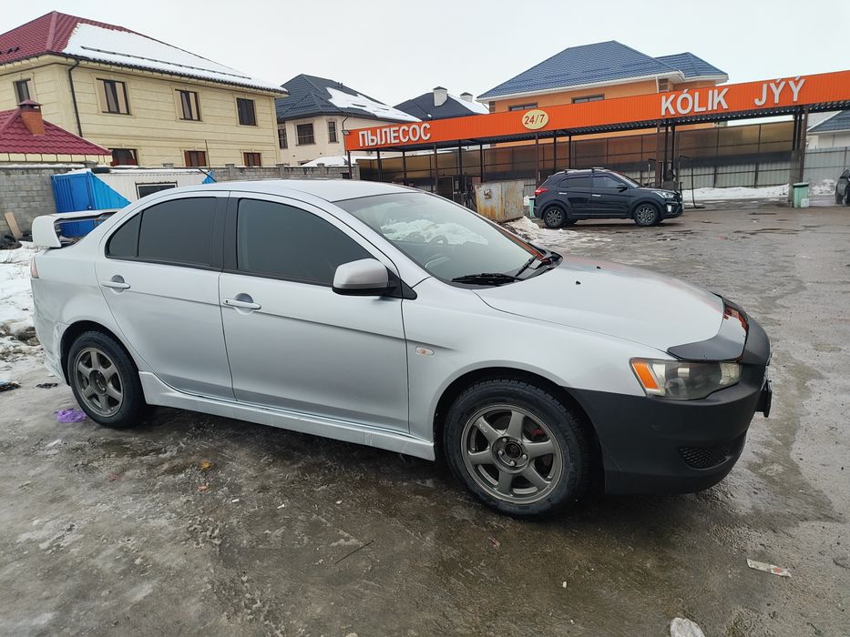 Митсубиси лансер 10