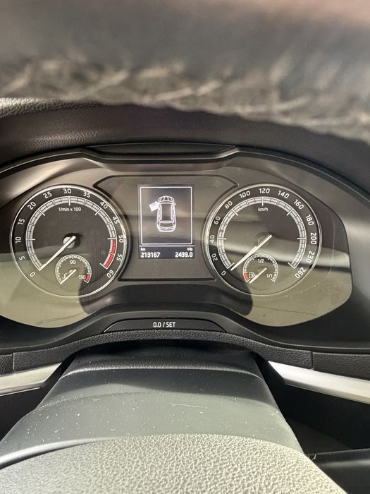 SKODA Karoq 2018 — imagine 5