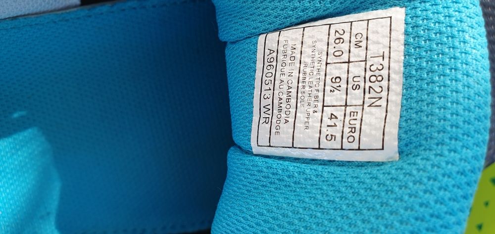 Маратонки Asics номер 41