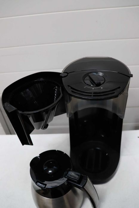 Шварц кафемашина Melitta Enjoy Top Therm, 1017, изолирана кана
