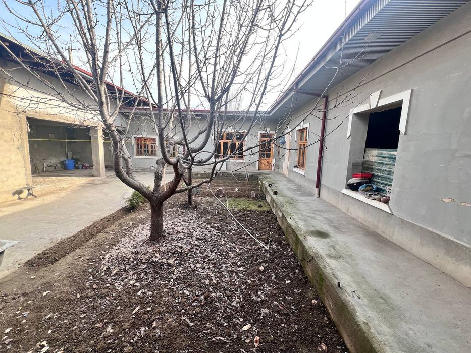 uy sotiladu 4.5 sotix