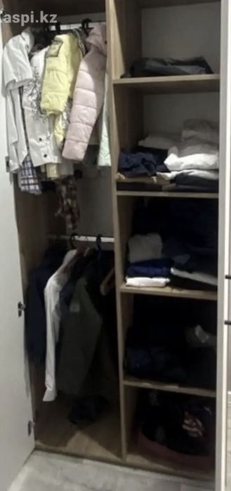 Продам почти новый шкаф