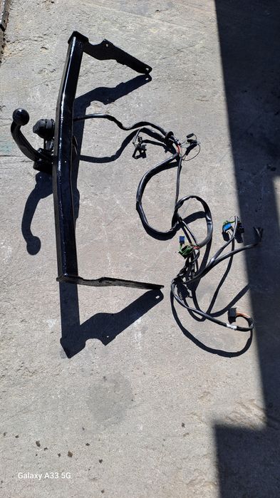 Продавам оригинален теглич  за Peugeot 206/Пежо 206