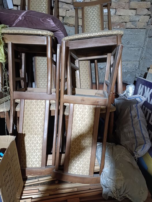 Стол стул каласка