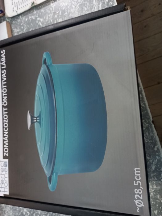 Cratiță fontă emailată 6 L Ofertă 298 lei