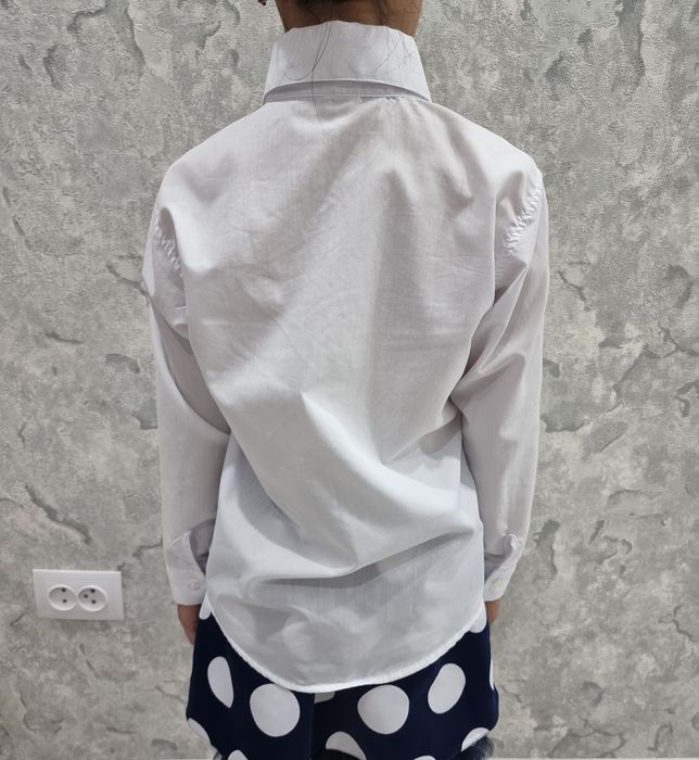 Продаются белые блузки для девочек