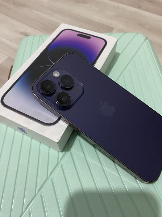 Срочно продам Iphone 14 pro