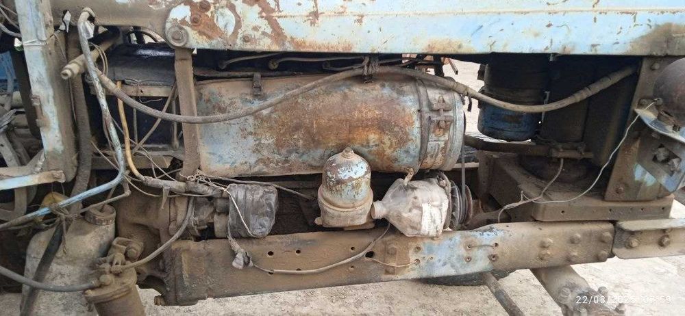 T-28; Traktor sotiladi Telechka ,chizil ,nariska bilan kamplekt