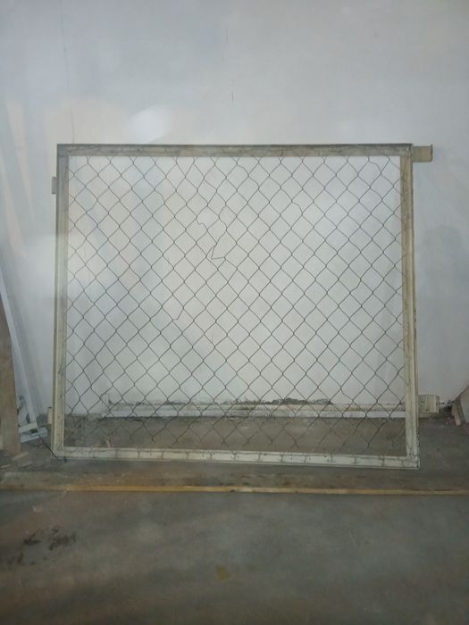 Забор с сеткой рабица 2 на 2 количество 7 шт.