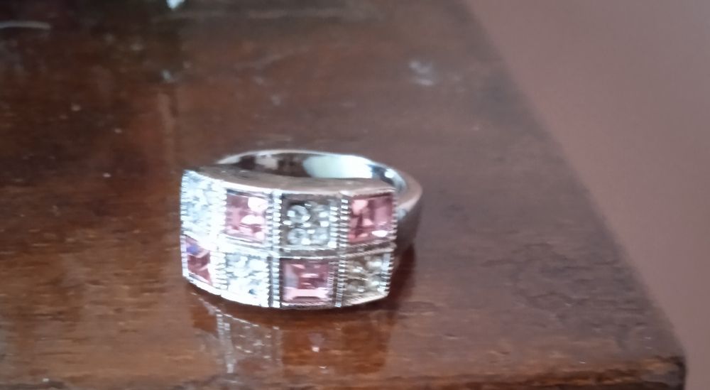 Елегантни пръстени