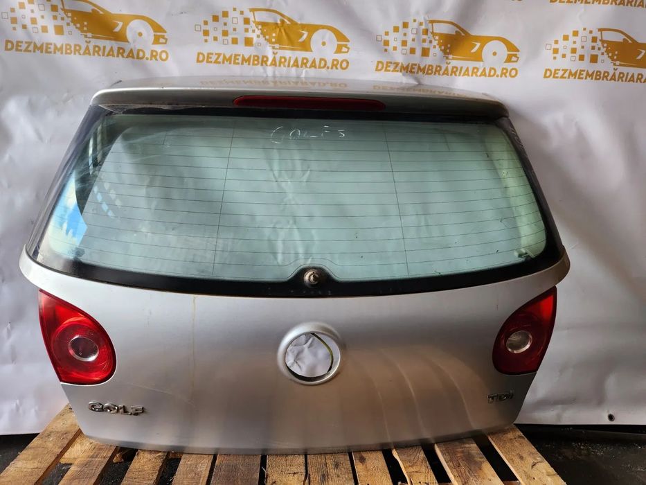 Stopuri Lampa Tripla Stanga Dreapta De Pe Haion Hayon Vw Golf 5 V Hatchback An 2004-2005-2006-2007-