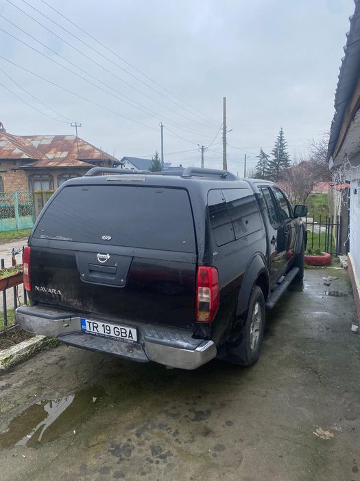 Vând Nissan Navara D40 motor defect