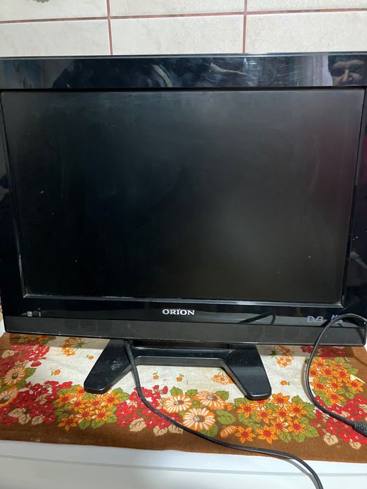 Vând televizor Orion