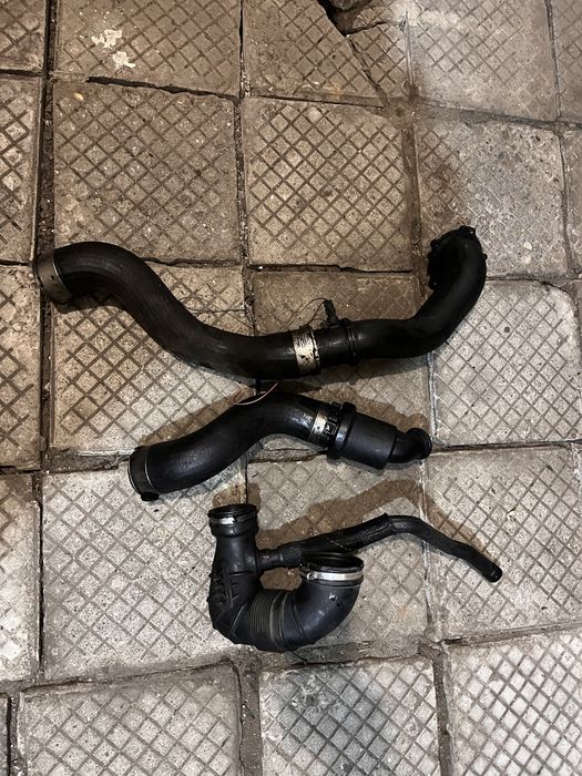 Турбо маркуч Mercedes E-W212 и C-W204 от 2.2CDI om651 и 350 ом642