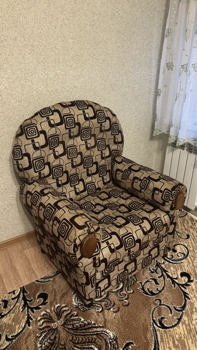 Диван и 2 кресла