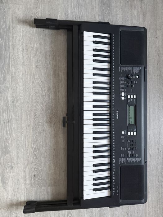 vand orga yamaha psr-E373