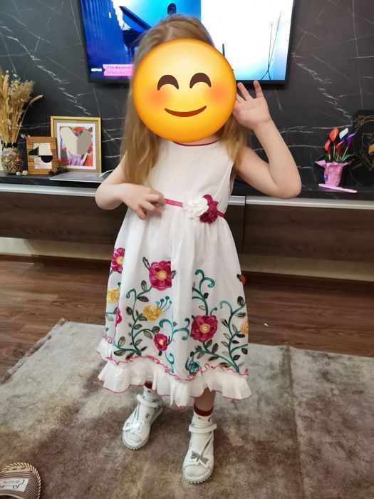 Платье на 4-5 лет