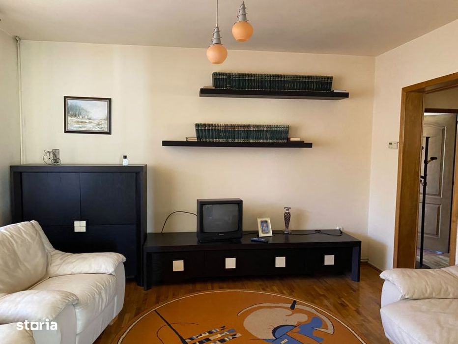 Casa cu 4 camere, 120 mp, zona Est