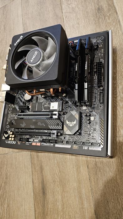 Комплект дъно процесор рам Ryzen 7 5700X, 32GB DDR4 3200MT/s, B550M TUF GAMING PLUS WIFI II