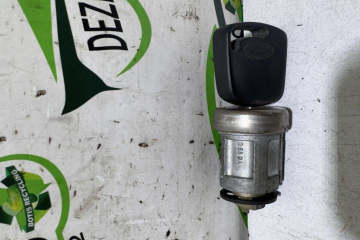 Contact cu cheie Q 68 BA Ford Focus prima generatie (facelift)