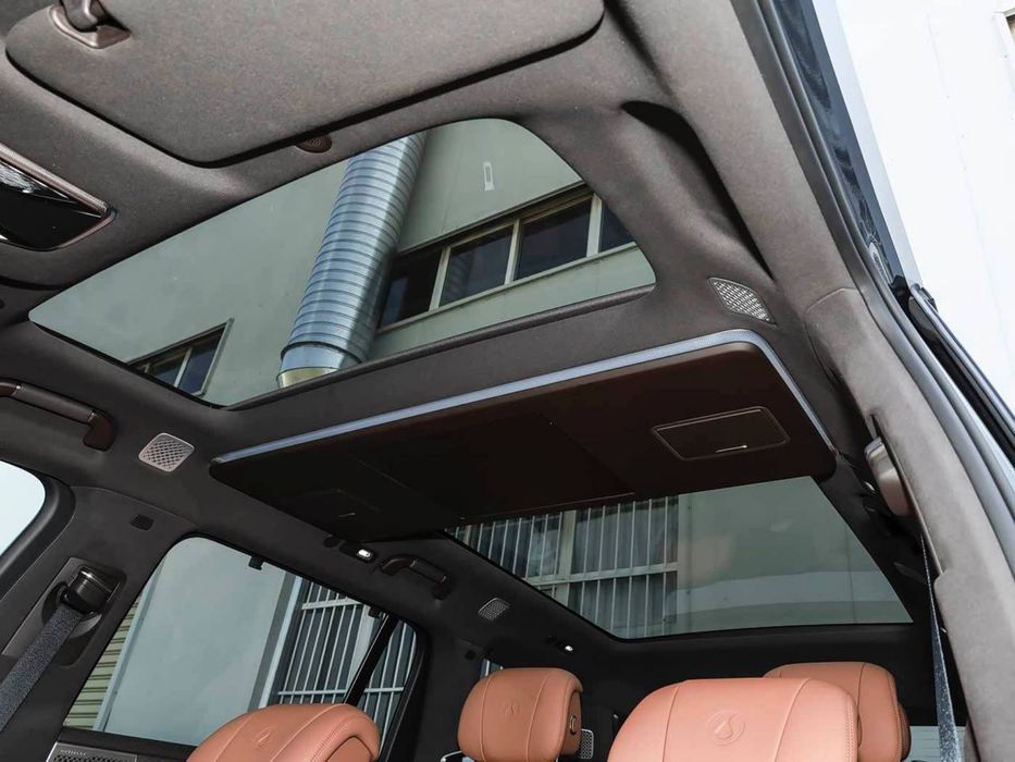 Denza N9 2026 рестайлинг / 2026.02 кузов чёрный на оранжевом, вин есть