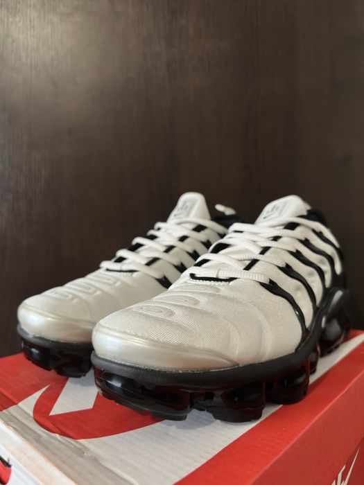 Nike Air Vapormax Plus Beige - 41,45,47 (размери)