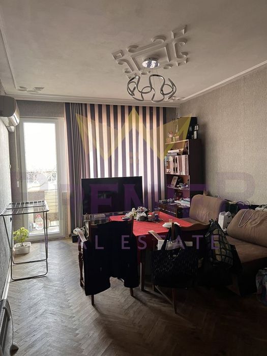 Продава се Тристаен апартамент в Варна, Окръжна болница - 89 кв.м за 1404 €/кв.м - Снимка #1