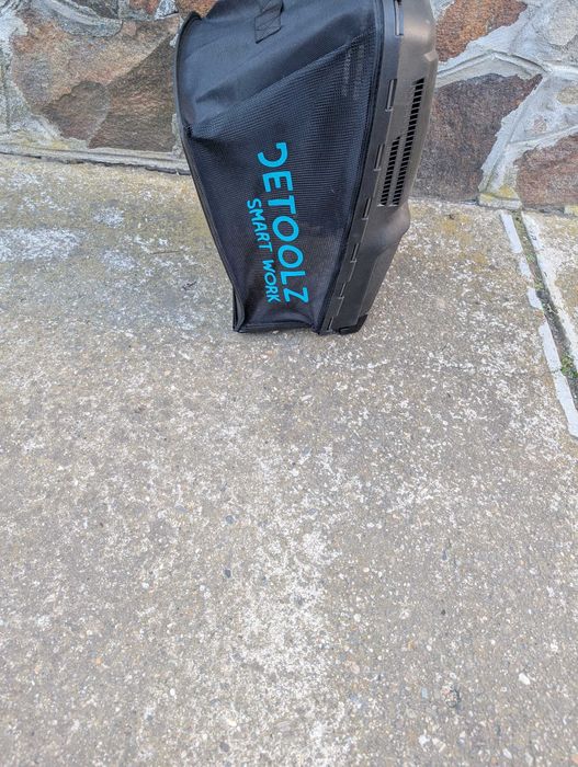 Mașină de tuns iarba Detolz