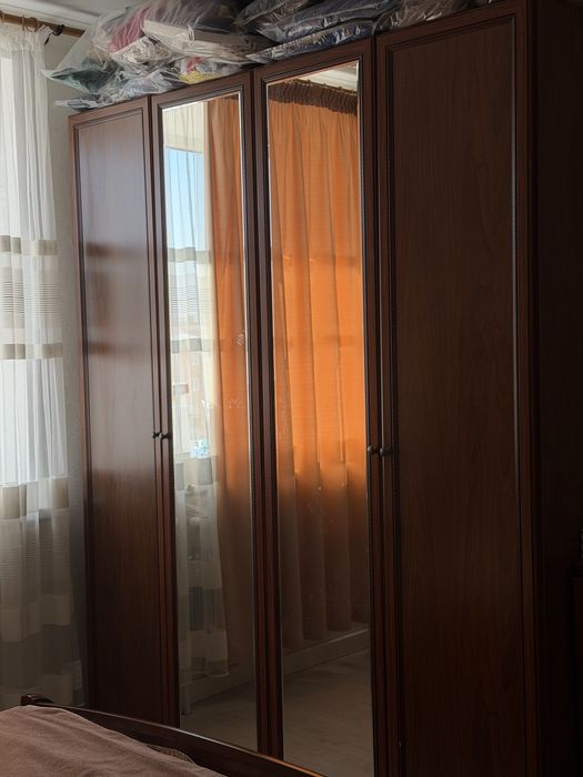 Продам спальный гарнитур