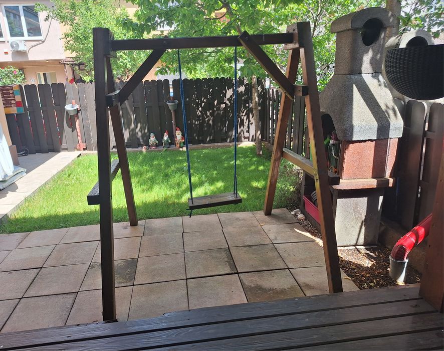 Leagan din lemn pentru copii