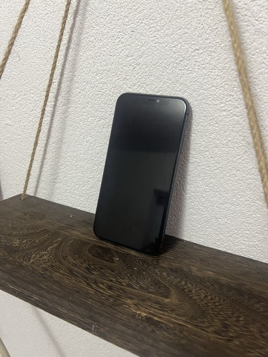 iphone 11 заключен