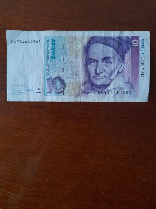 Monezi si bancnote de vanzare