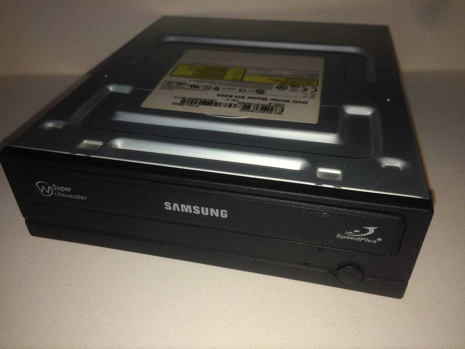 DVD RW Samsung почти новый