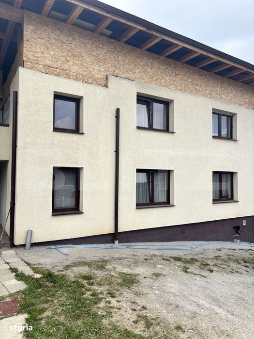 Casa si teren la strada asfaltata in Vatra Dornei