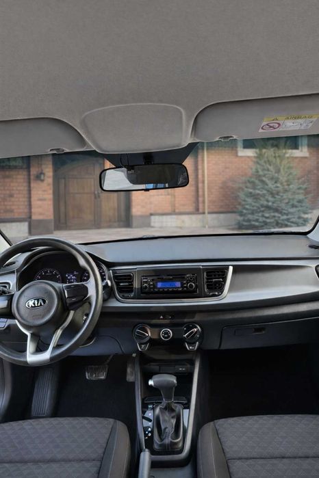 Продается Kia Rio 2018г (53,180 тыс пробег) Цвет Темно-Серый