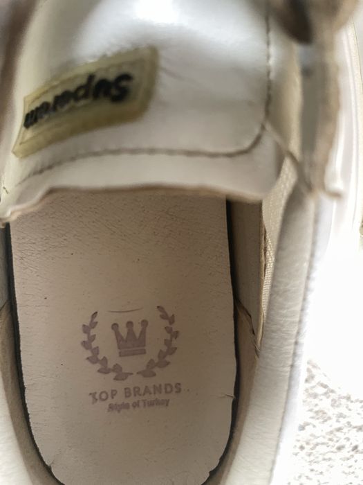 Кроссовки кожанные, белые