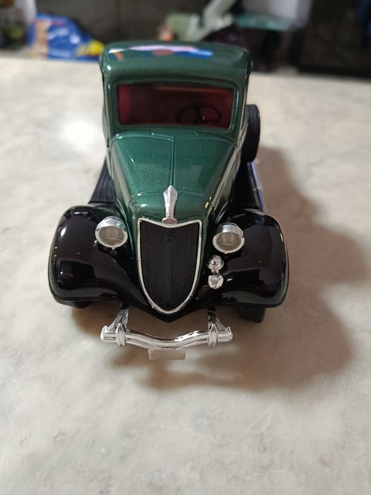 Колекционерски Пикап 1/19