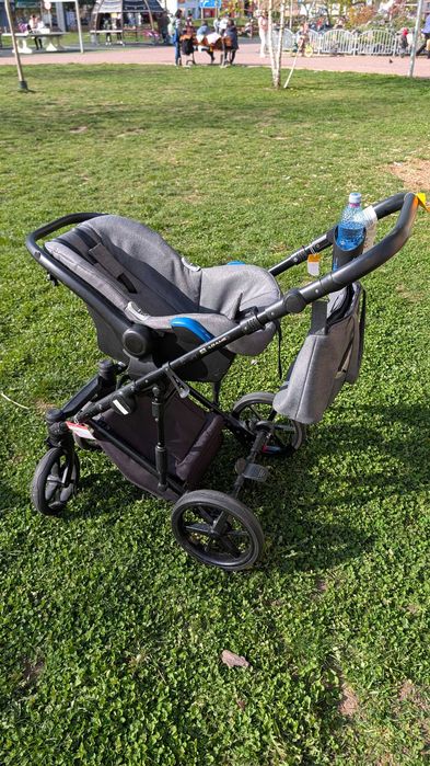 Cărucior Adame Polonia (sistem roți) + landou (nou) + scoică + suport scoică ptr. mașină isofix + scaun sport + diverse accesorii