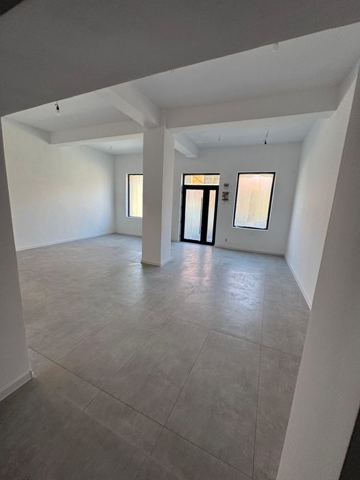 Spatiu comercial de inchiriat central
